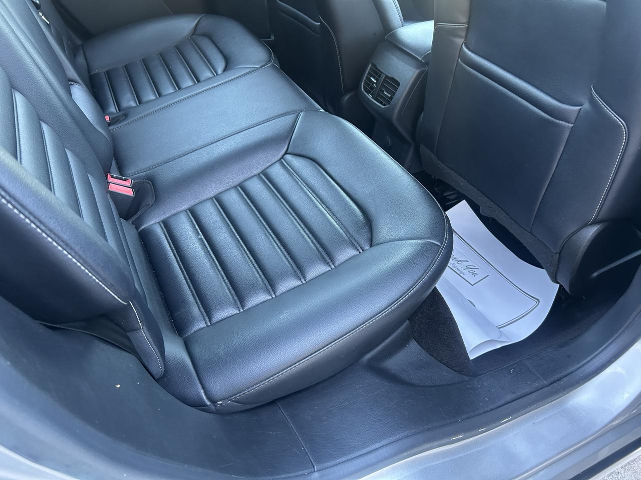 Ford Fusion SEL FWD 2019