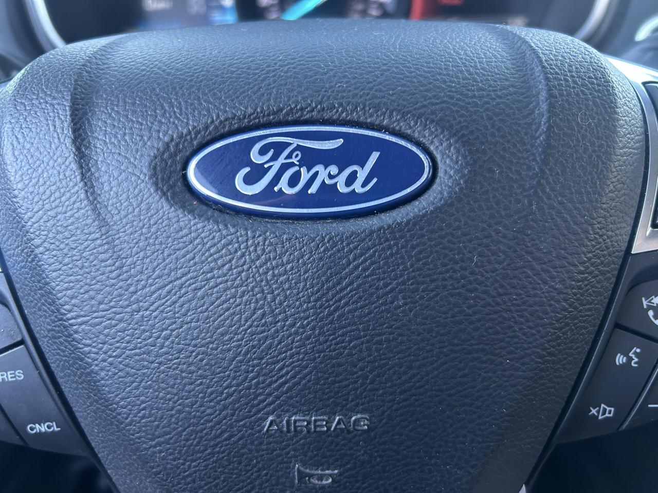 Ford Fusion SEL FWD 2019