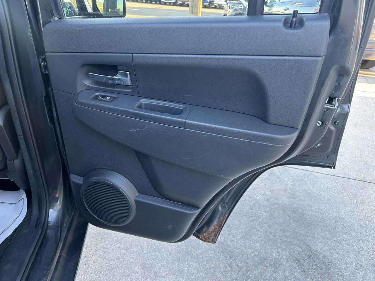 Jeep Liberty 4WD 4dr Sport 2010