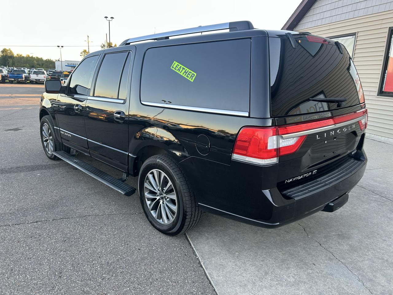 Lincoln Navigator L 4WD 4dr Select 2016