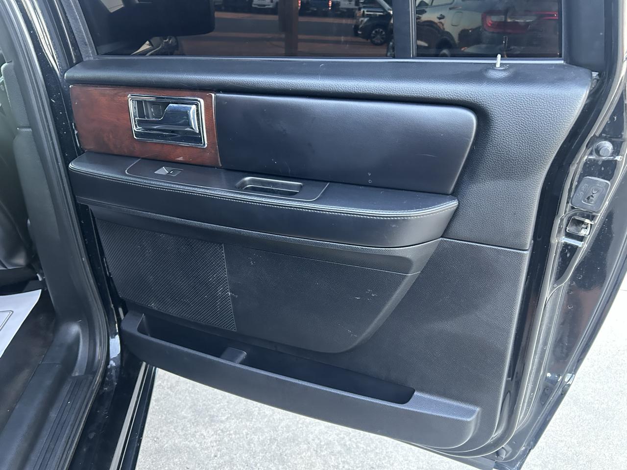 Lincoln Navigator L 4WD 4dr Select 2016