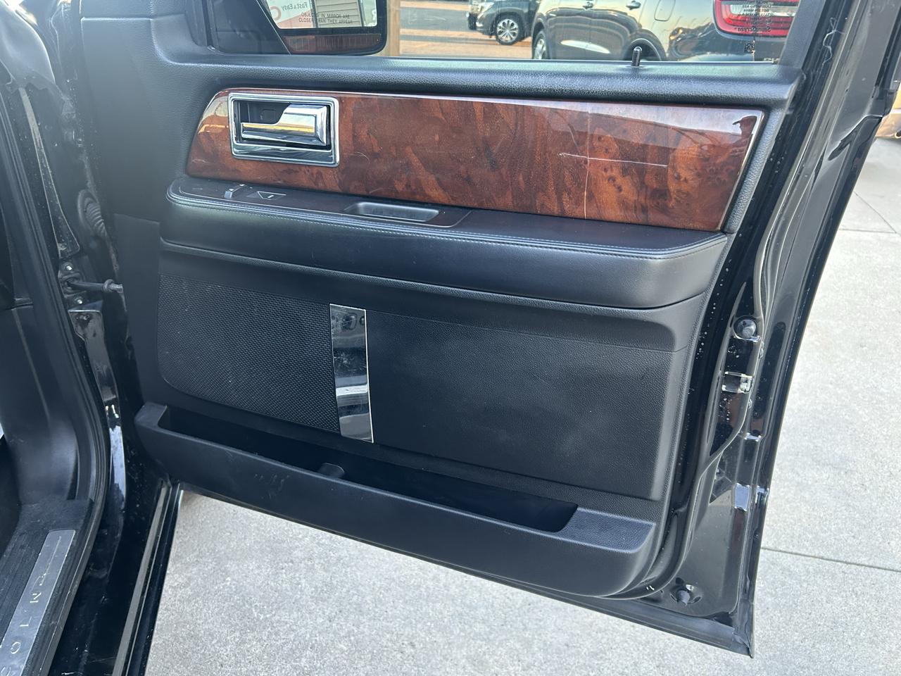 Lincoln Navigator L 4WD 4dr Select 2016