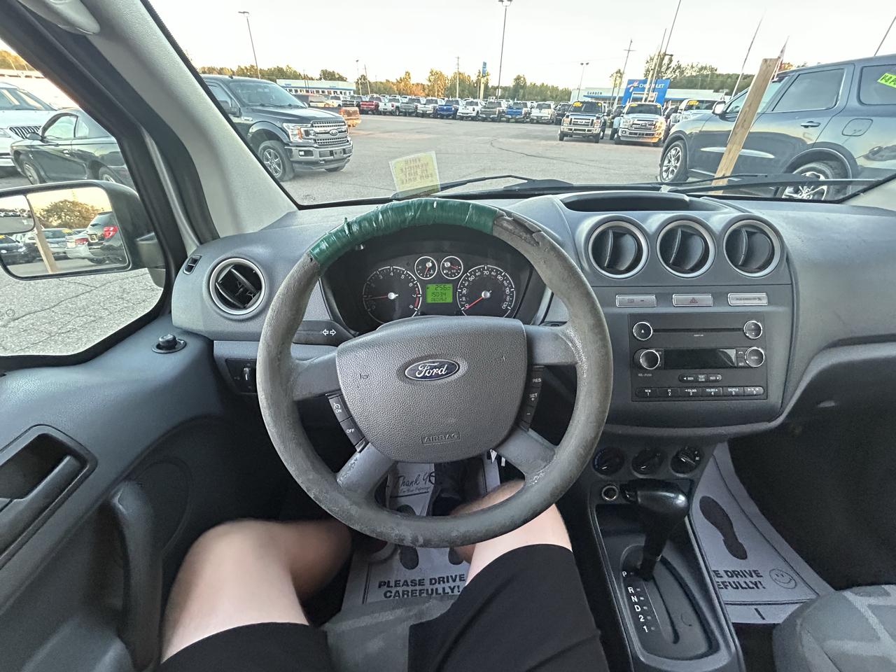 Ford Transit Connect 114.6" XLT w/side & rear door privacy glass 2012