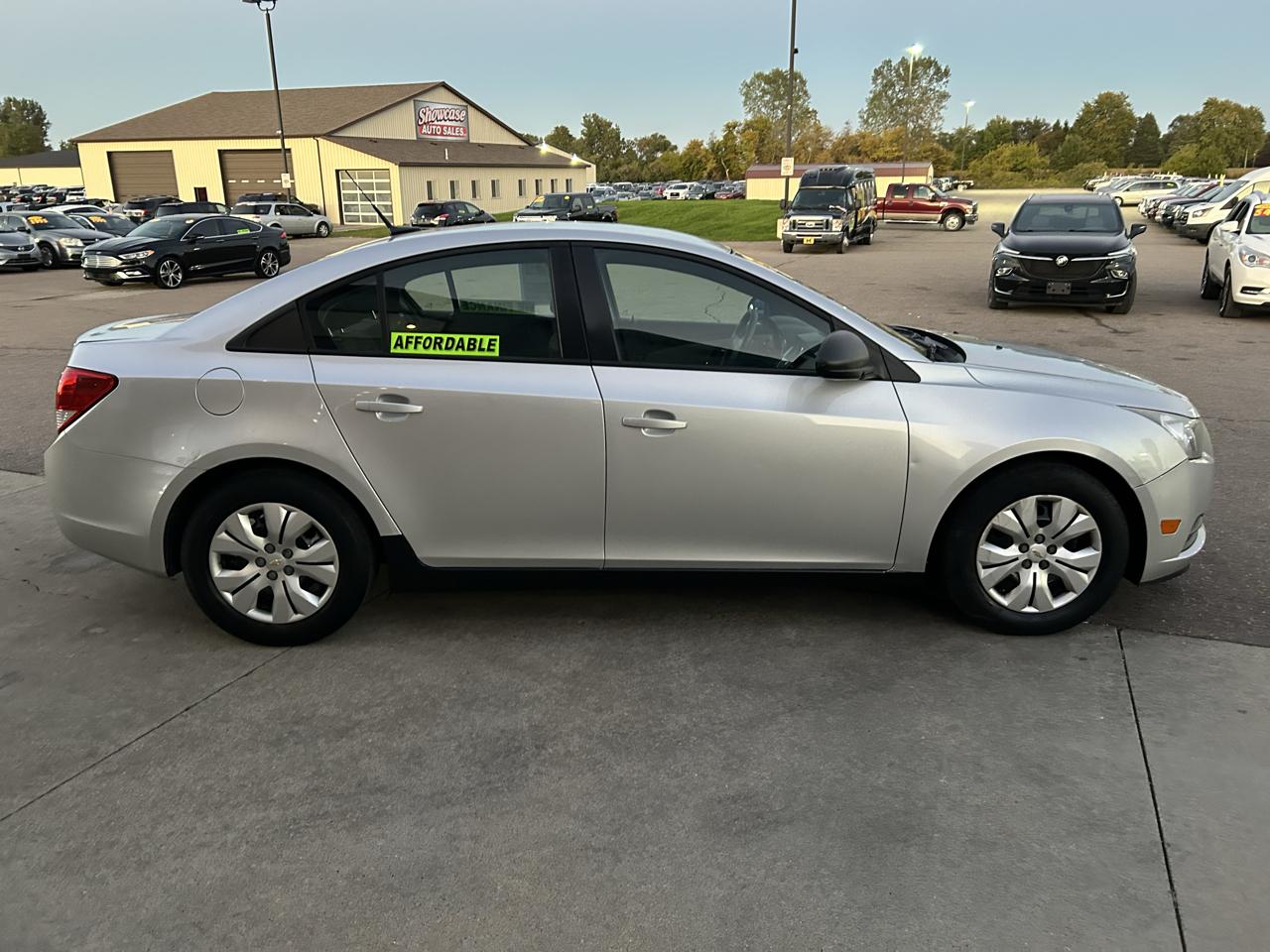 Chevrolet Cruze 4dr Sdn Auto LS 2014