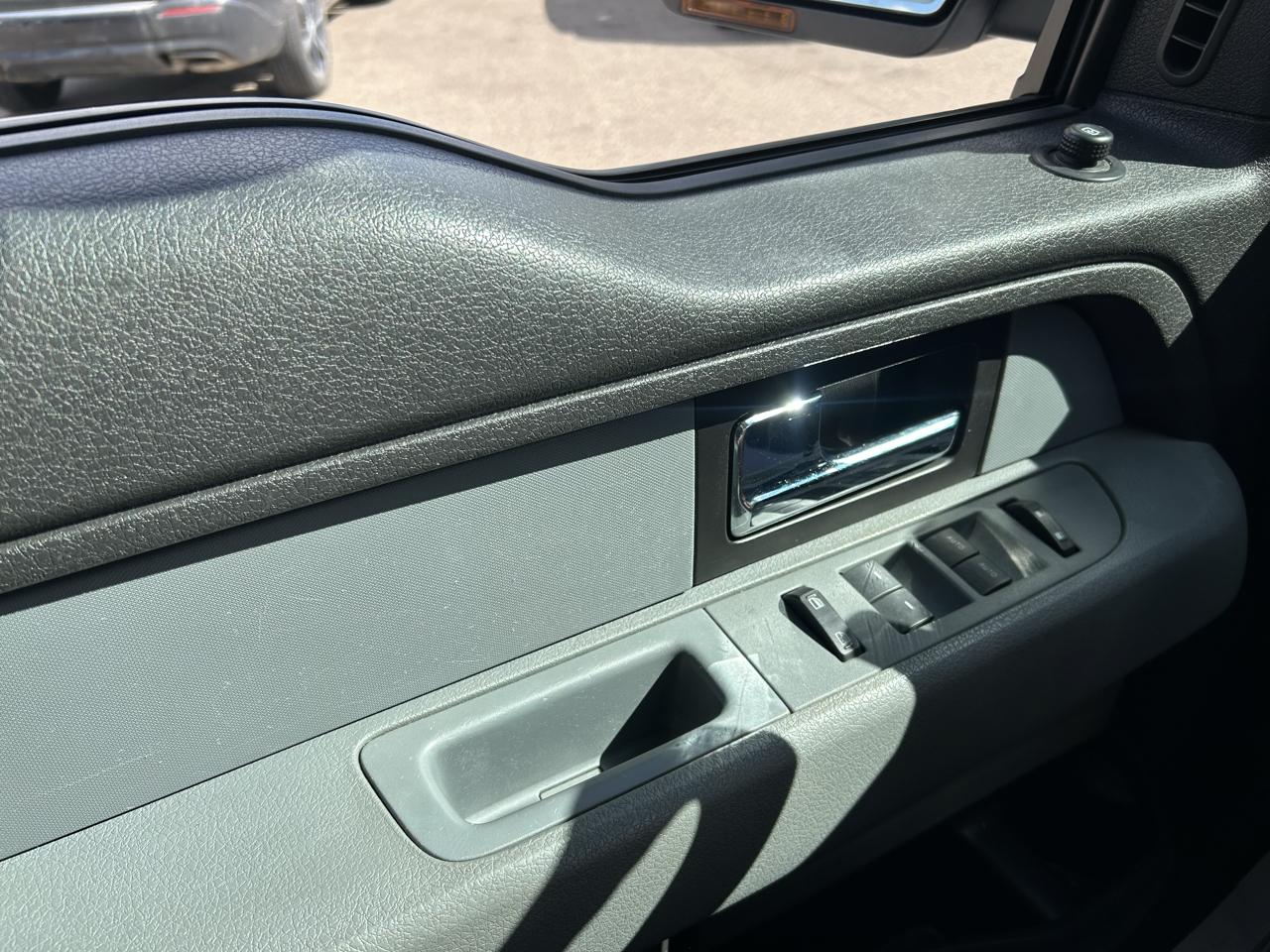 Ford F-150 4WD SuperCrew 145" XLT 2013