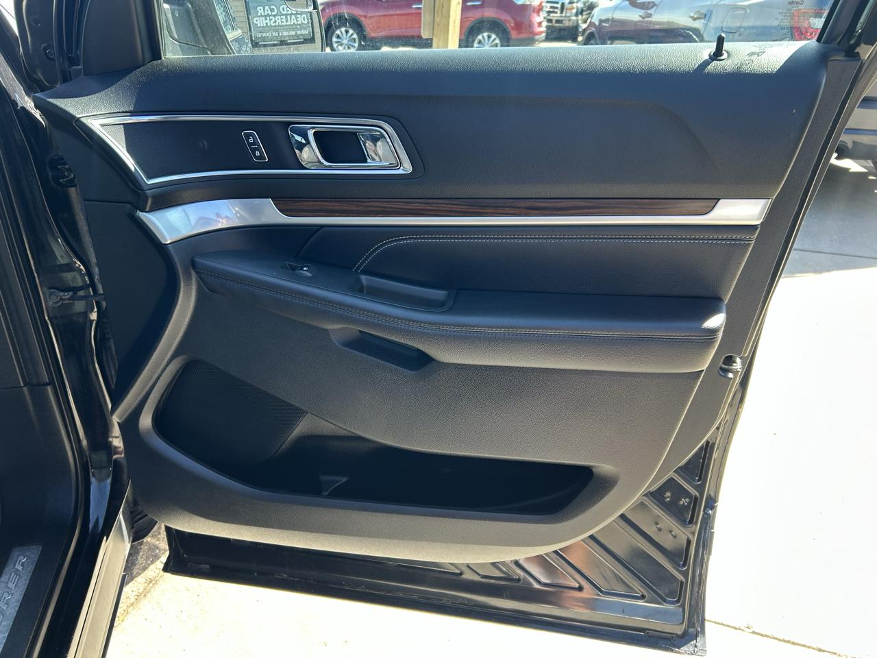 Ford Explorer Limited 4WD 2018