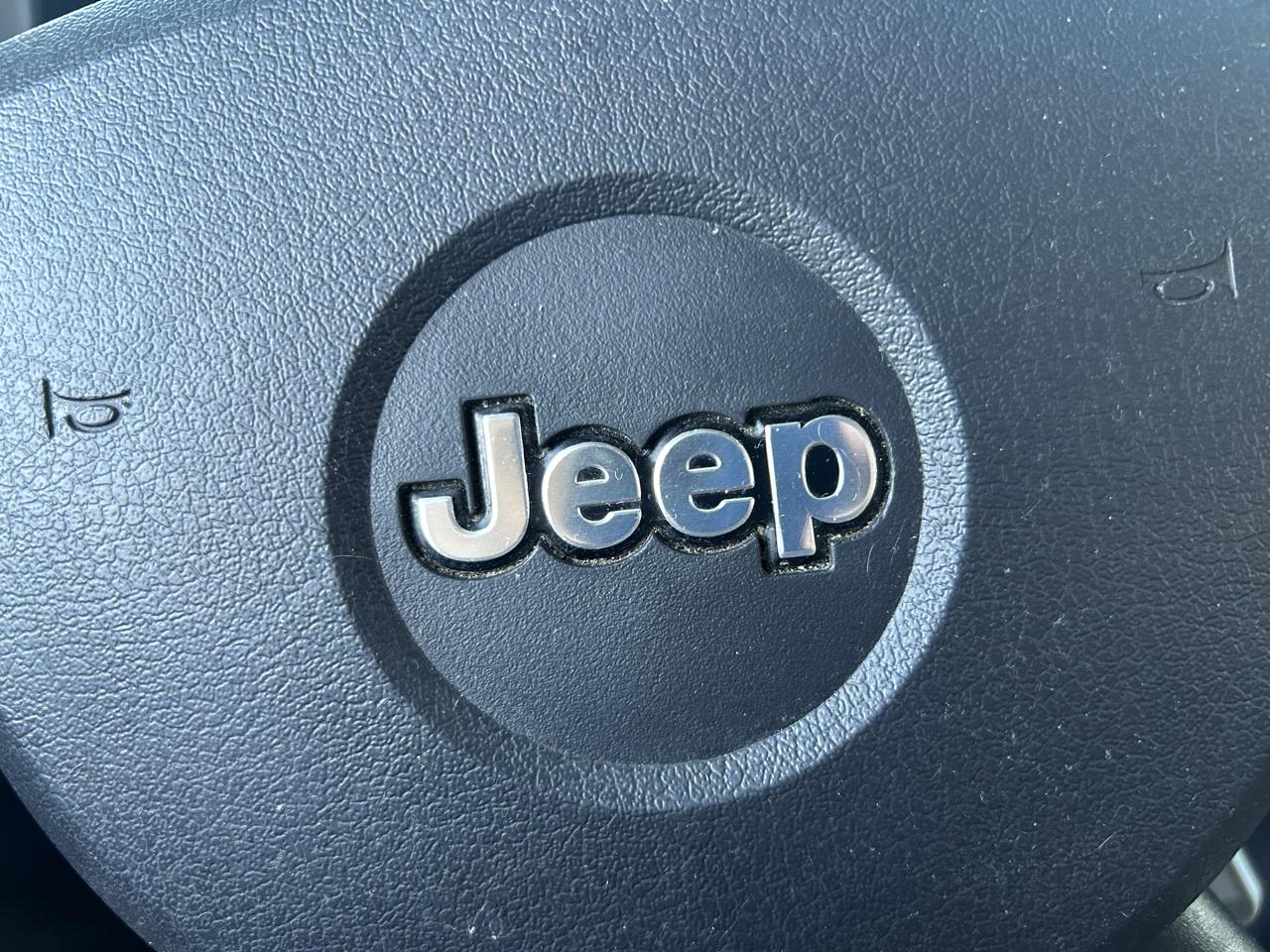 Jeep Liberty 4WD 4dr Sport 2010