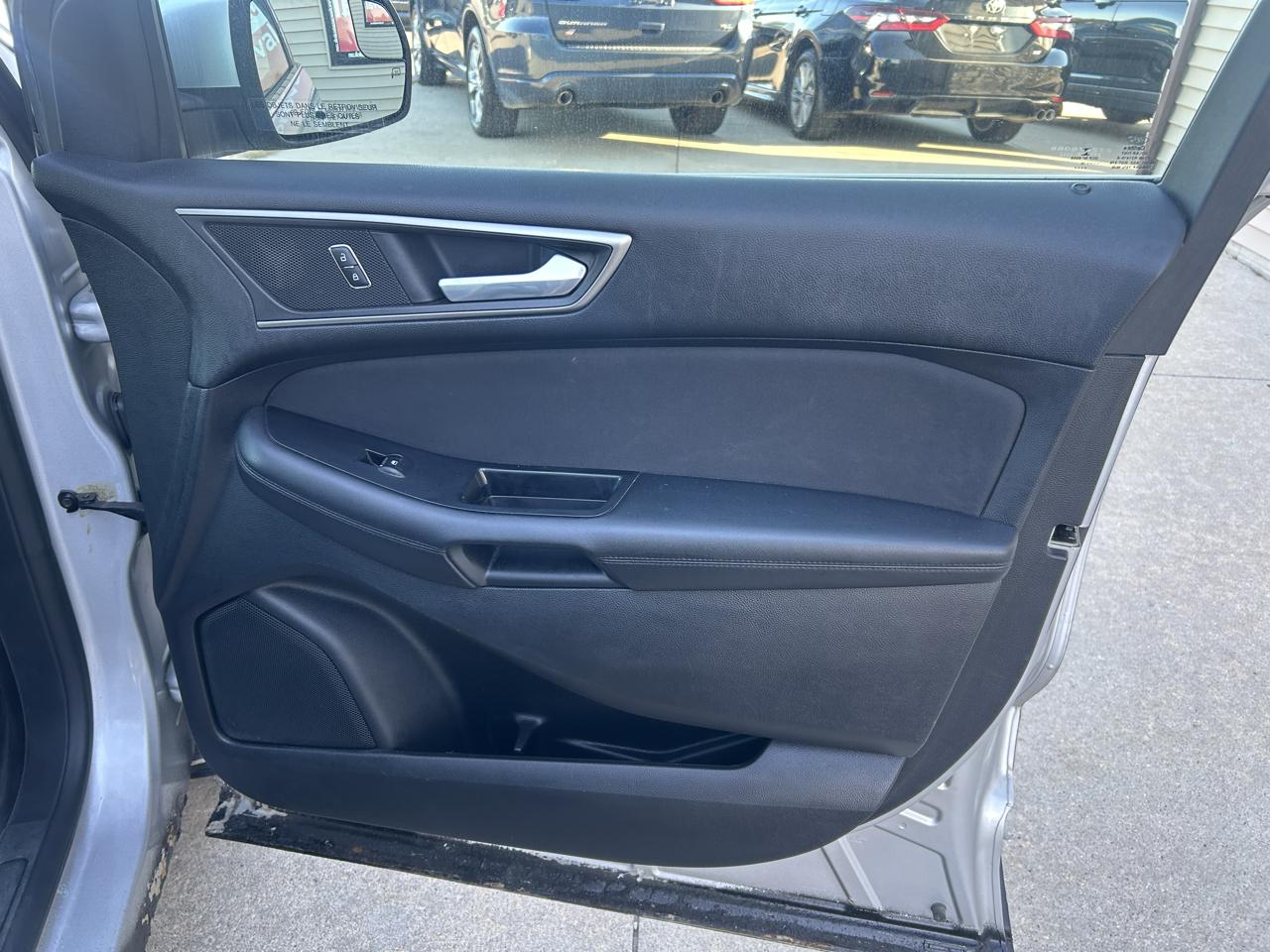 Ford Edge 4dr SEL FWD 2015