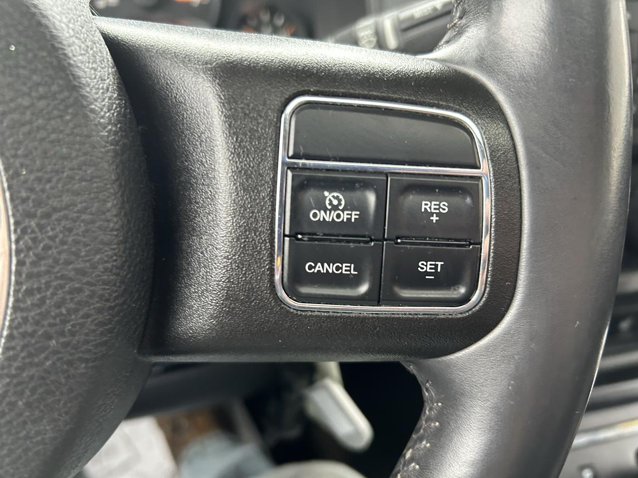 Jeep Patriot FWD 4dr High Altitude 2014