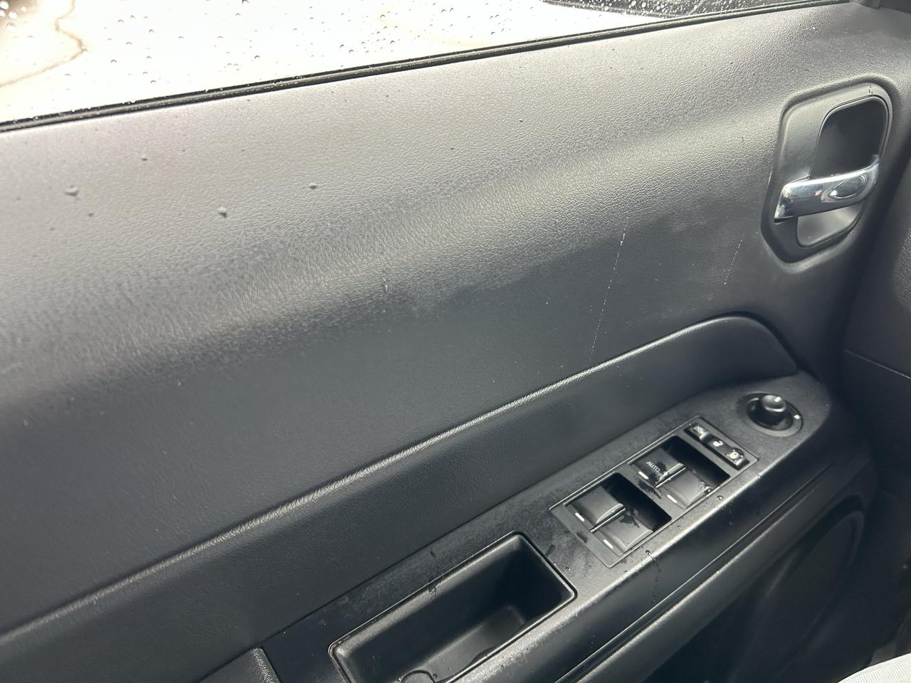 Jeep Patriot FWD 4dr High Altitude 2014