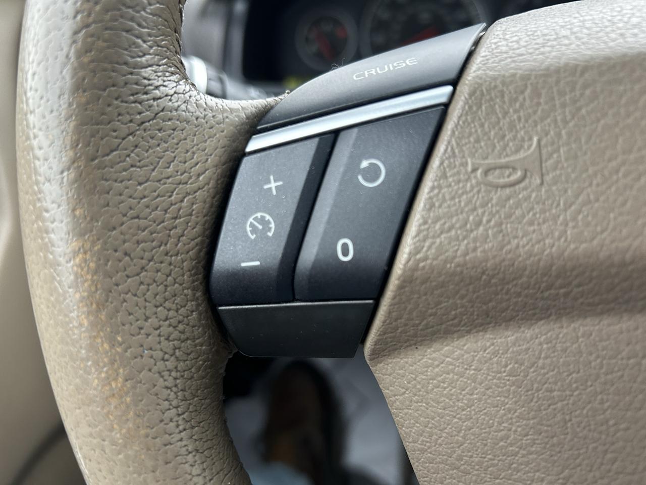 Volvo XC90 AWD 4dr I6 w/Snrf/3rd Row 2008