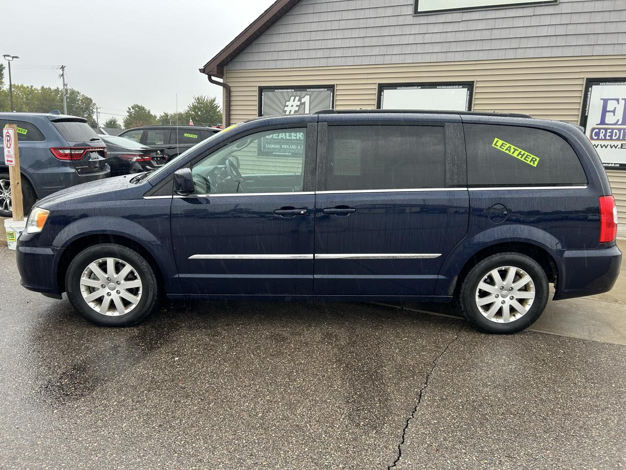 Chrysler Town & Country 4dr Wgn Touring 2014
