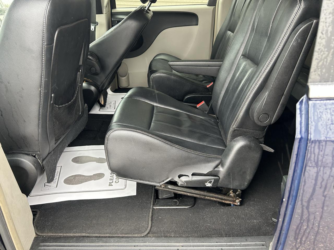 Chrysler Town & Country 4dr Wgn Touring 2014
