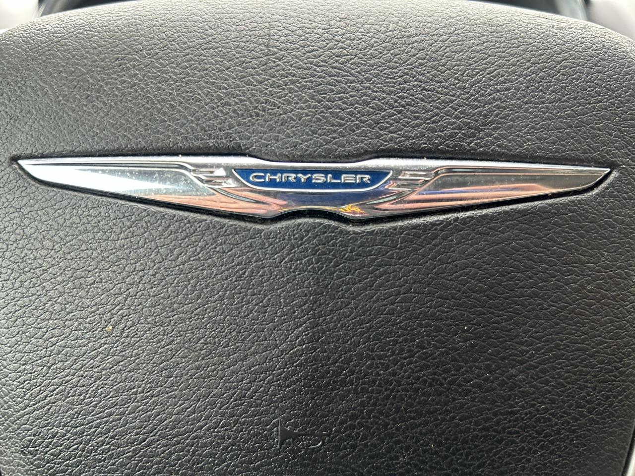 Chrysler Town & Country 4dr Wgn Touring 2014
