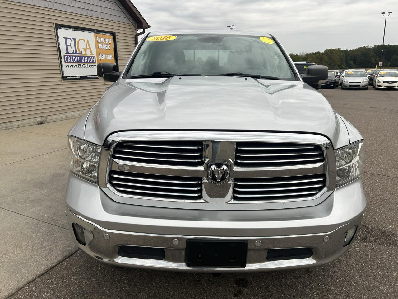 RAM 1500 4WD Crew Cab 140.5" Big Horn 2016