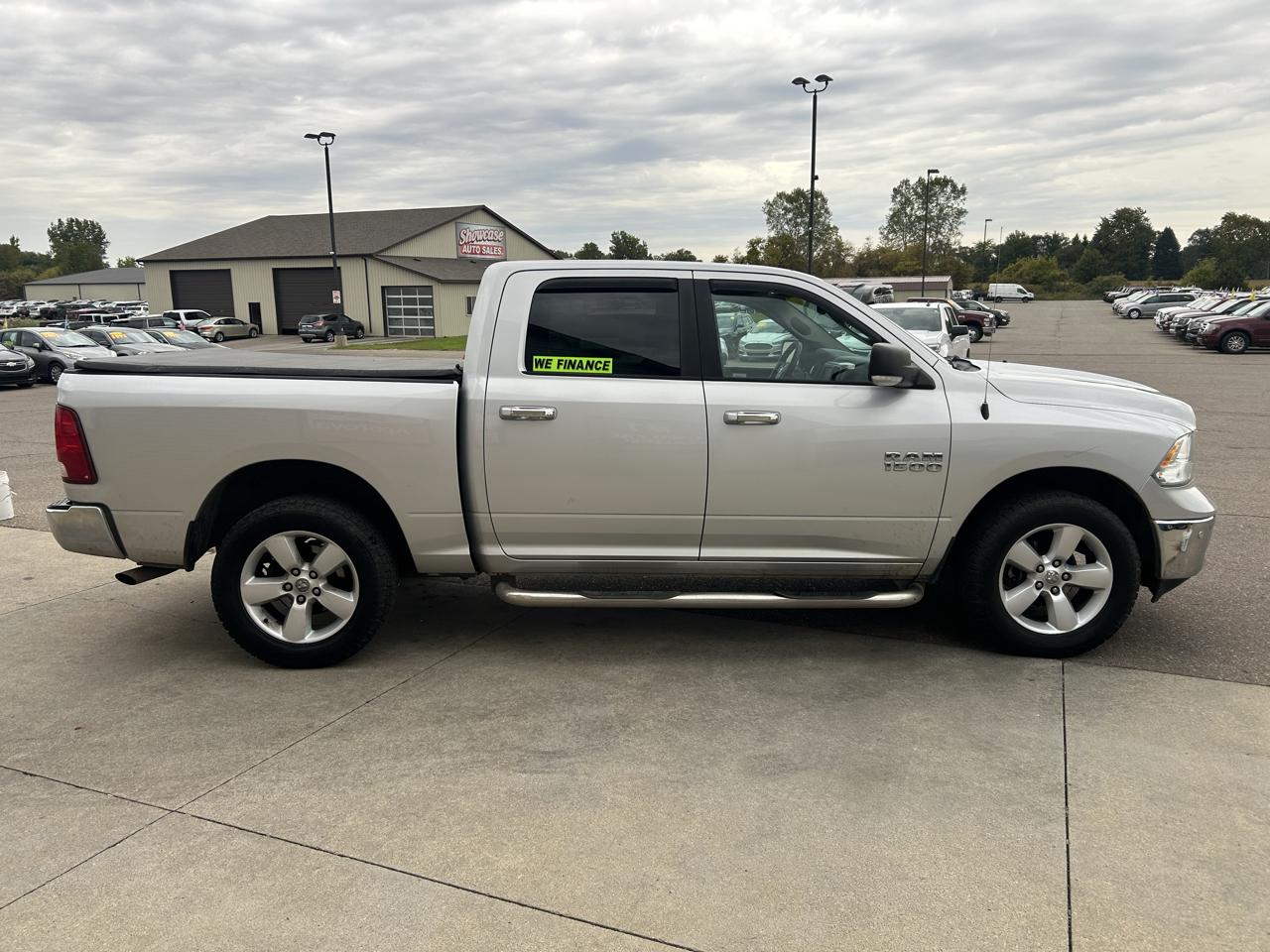 RAM 1500 4WD Crew Cab 140.5" Big Horn 2016