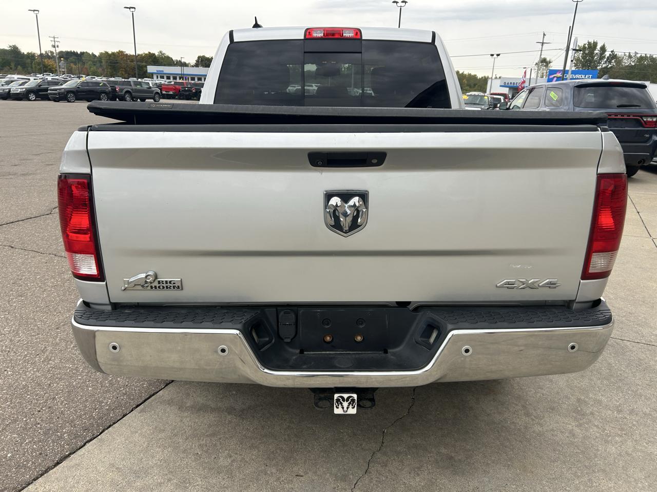 RAM 1500 4WD Crew Cab 140.5" Big Horn 2016