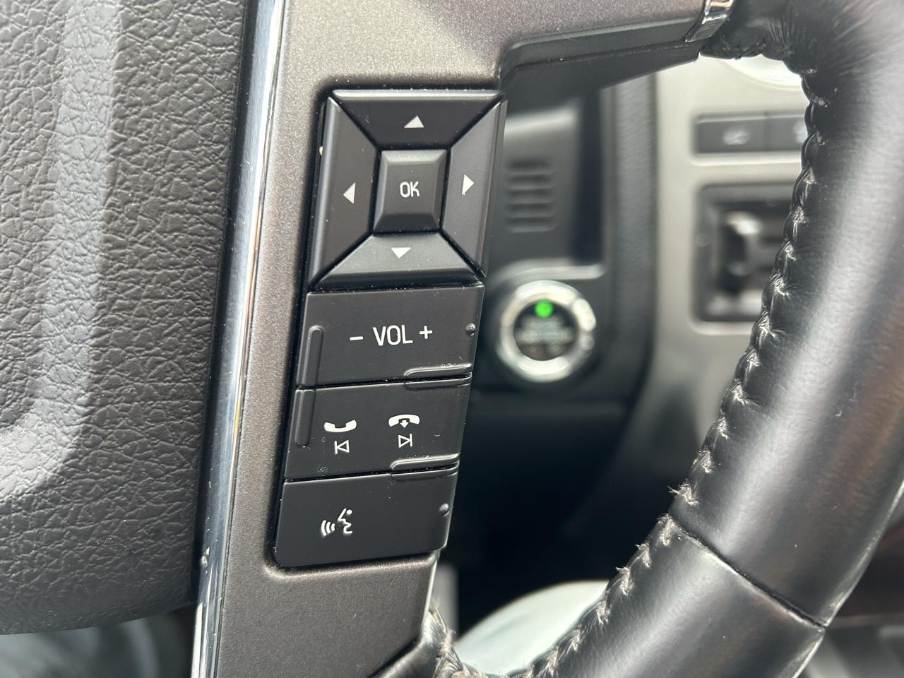 Ford Expedition 4WD 4dr Platinum 2016