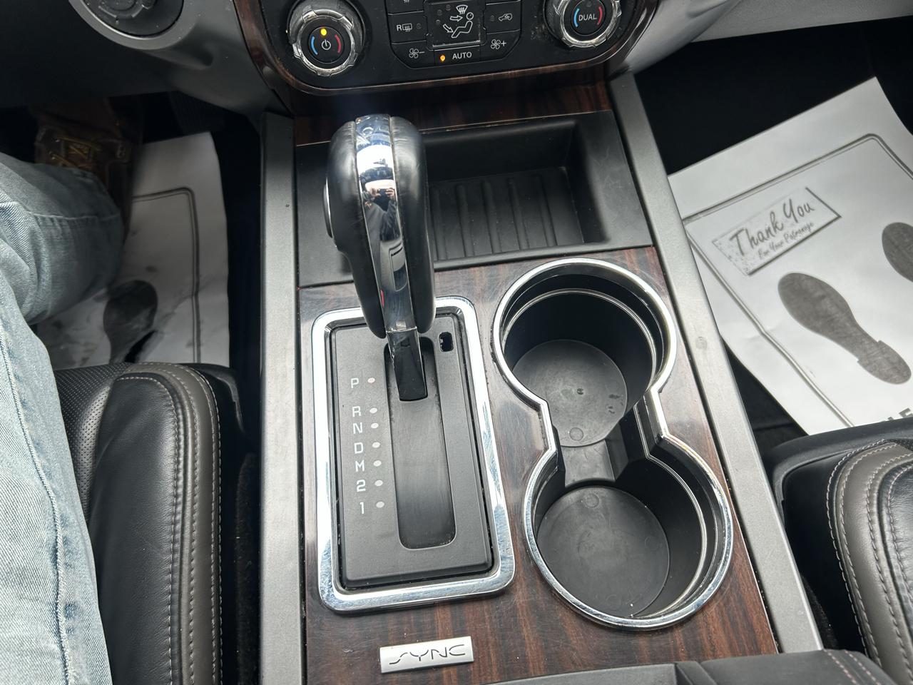 Ford Expedition 4WD 4dr Platinum 2016