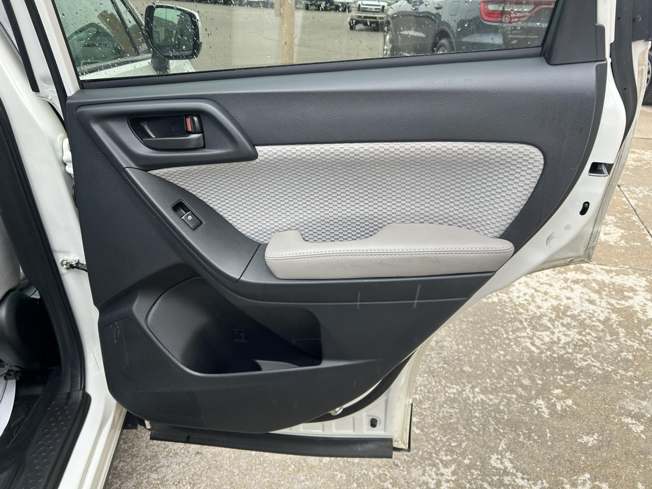 Subaru Forester 2.5i Premium CVT 2017
