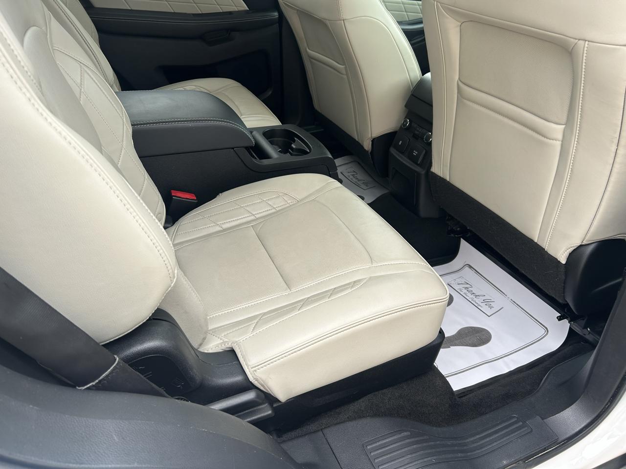 Ford Explorer 4WD 4dr Platinum 2016