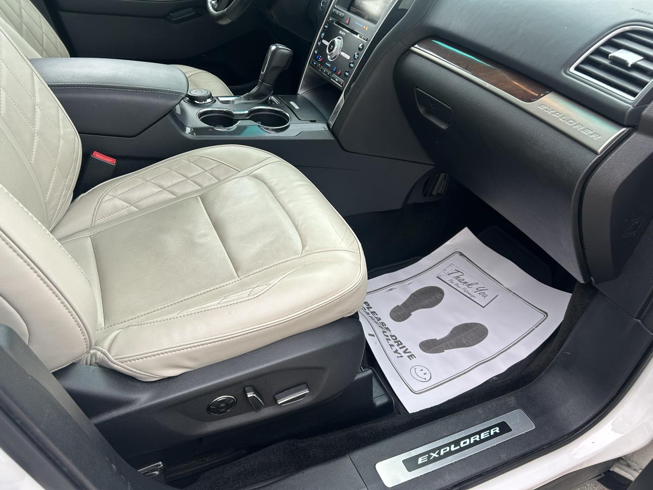 Ford Explorer 4WD 4dr Platinum 2016