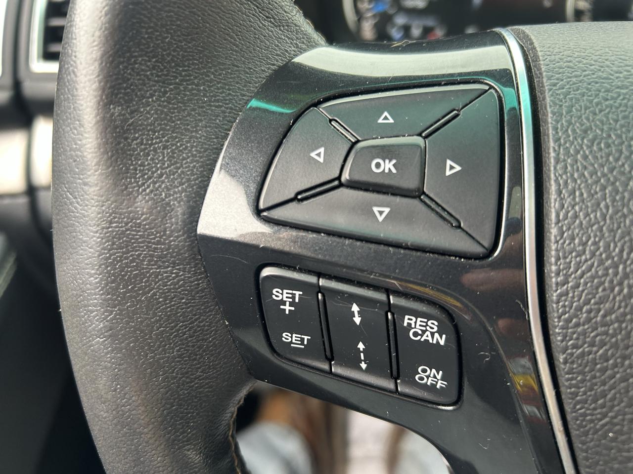 Ford Explorer 4WD 4dr Platinum 2016