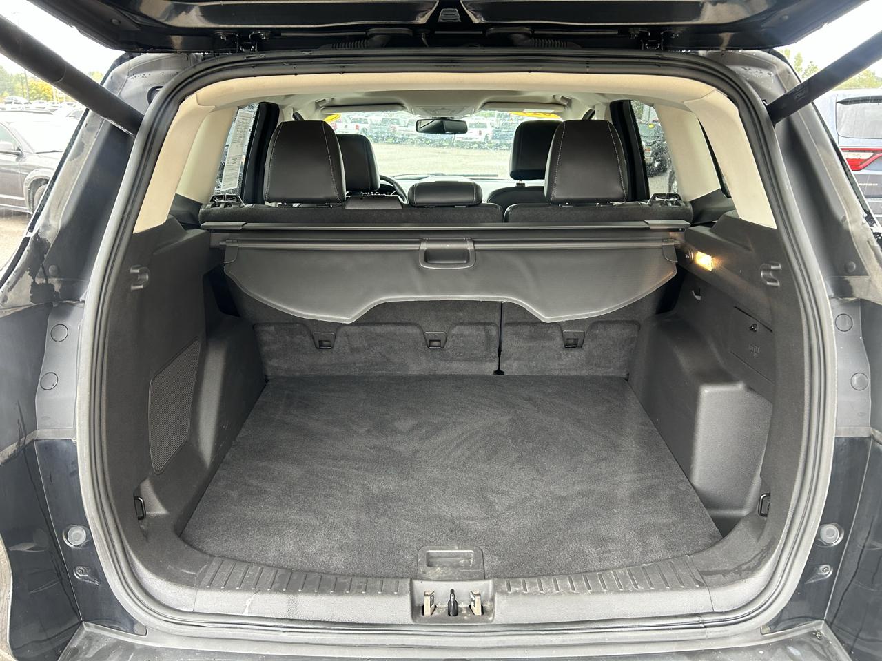 Ford Escape Titanium 4WD 2017