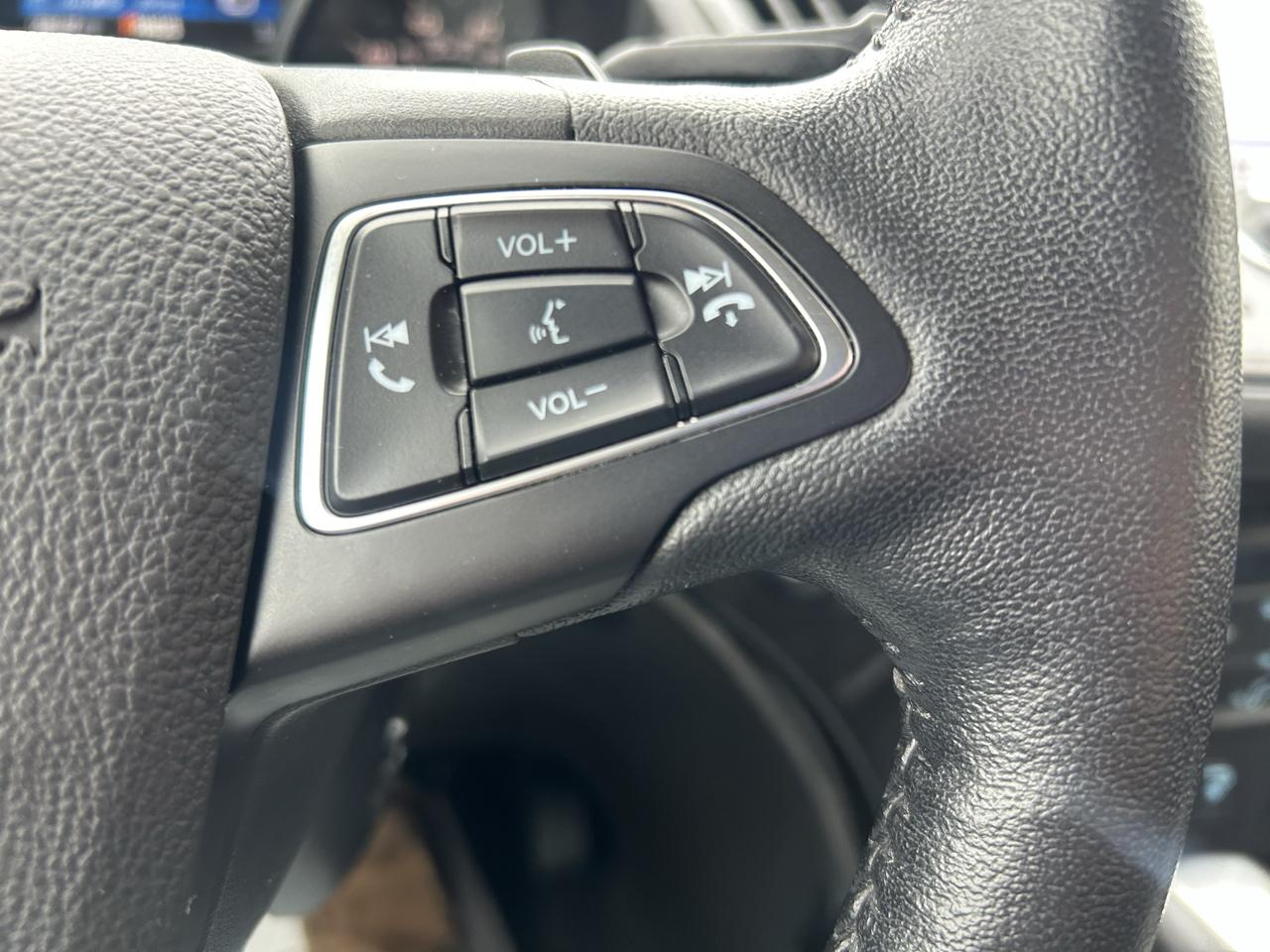 Ford Escape Titanium 4WD 2017