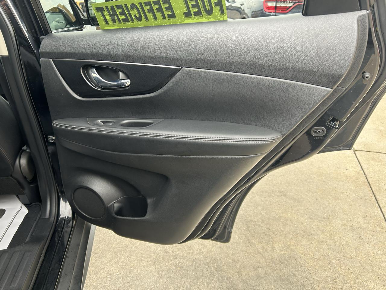 Nissan Rogue AWD SV 2017