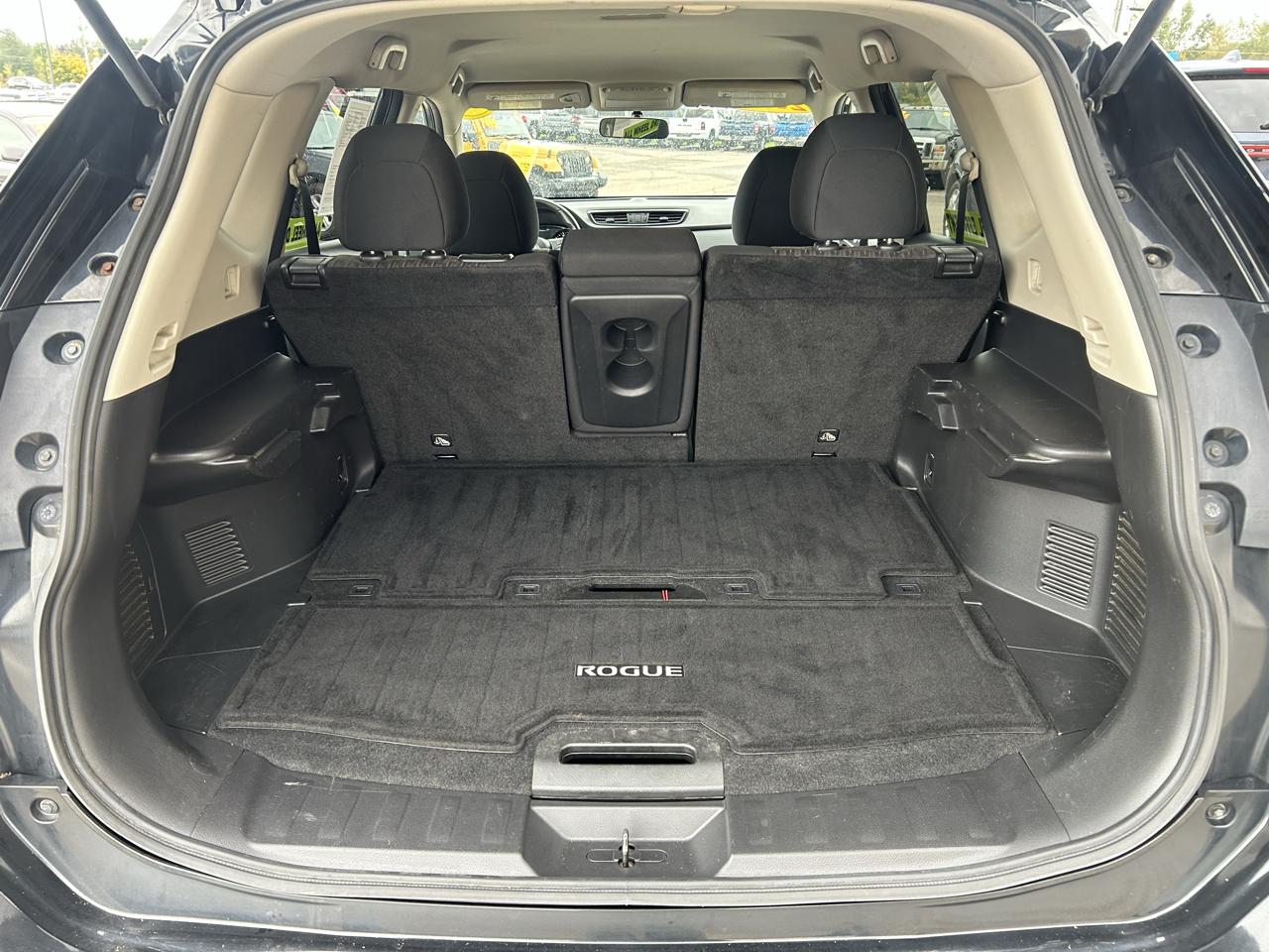 Nissan Rogue AWD SV 2017