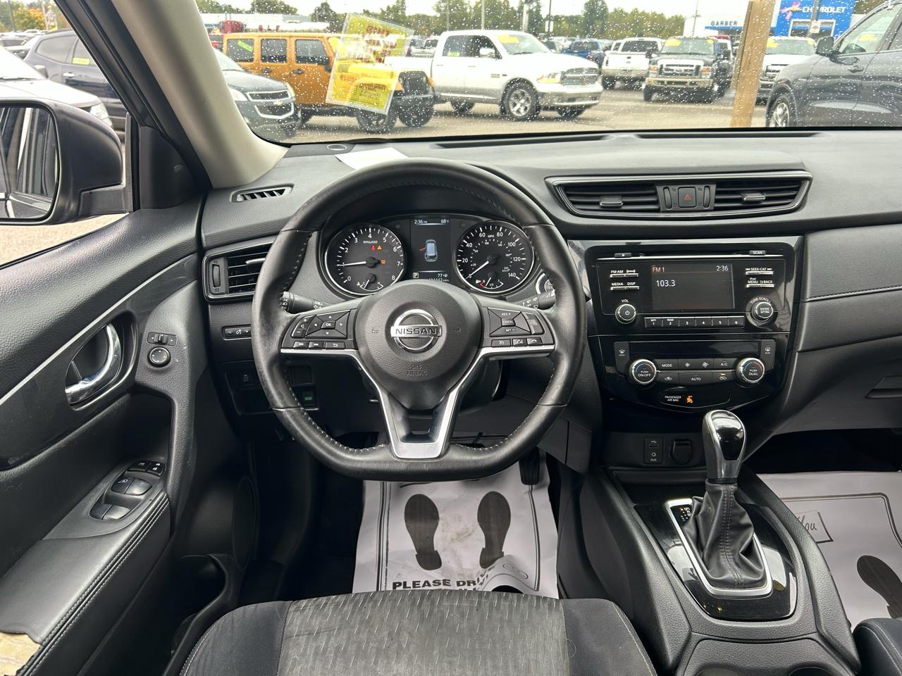 Nissan Rogue AWD SV 2017