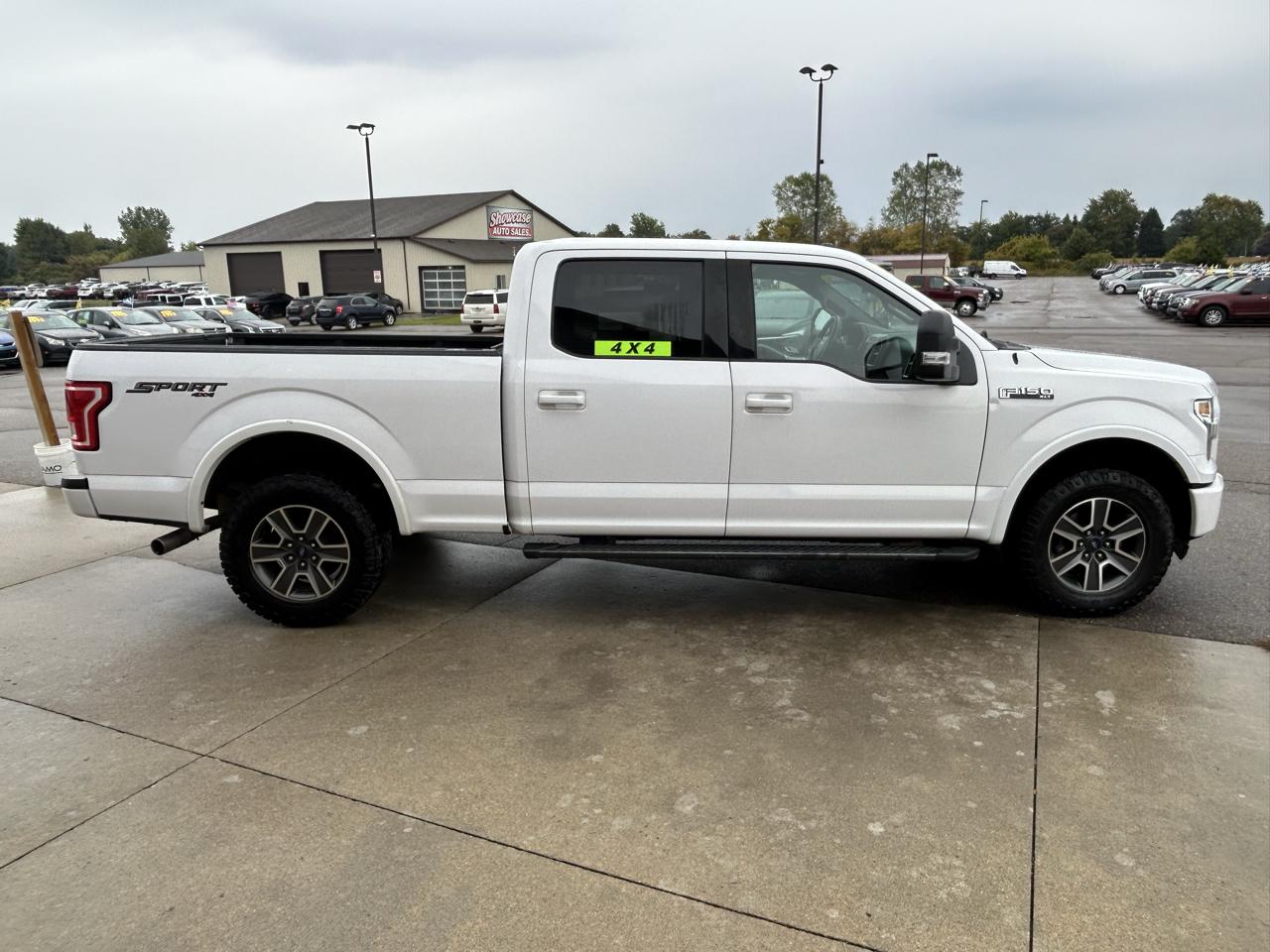 Ford F-150 4WD SuperCrew 145" XLT 2016