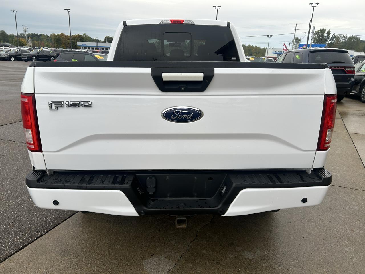Ford F-150 4WD SuperCrew 145" XLT 2016