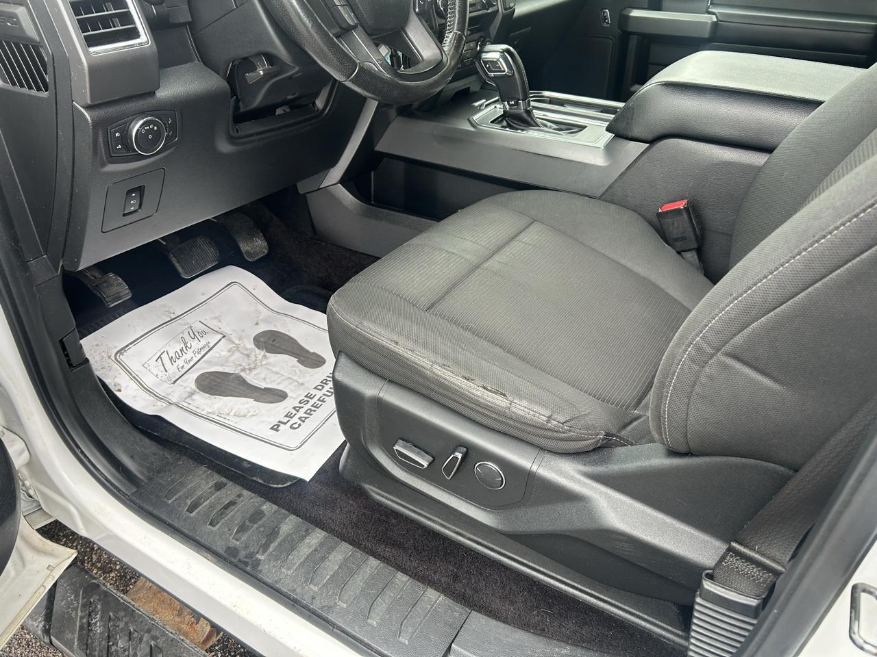 Ford F-150 4WD SuperCrew 145" XLT 2016