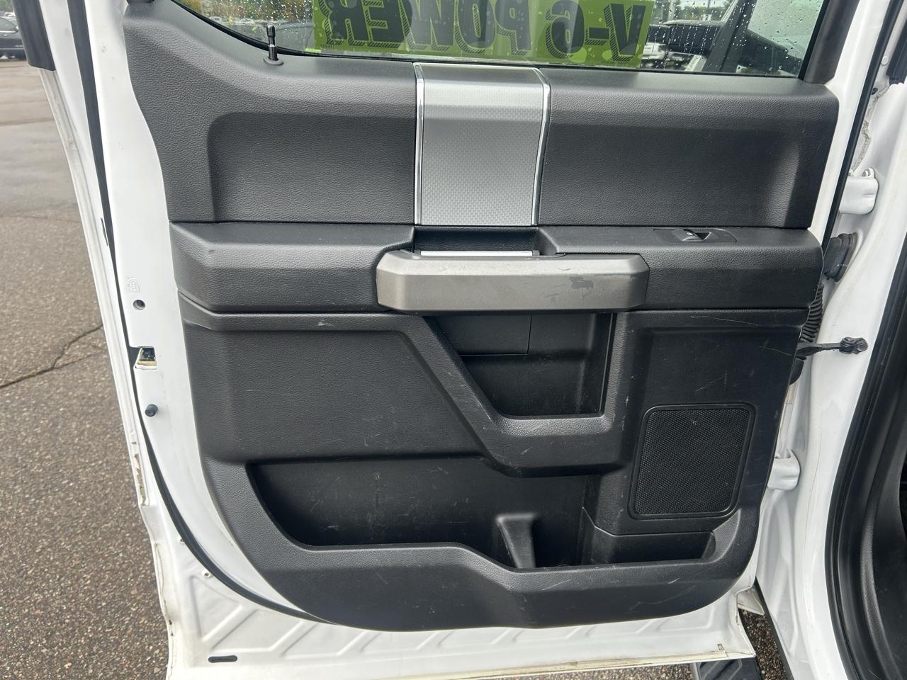 Ford F-150 4WD SuperCrew 145" XLT 2016