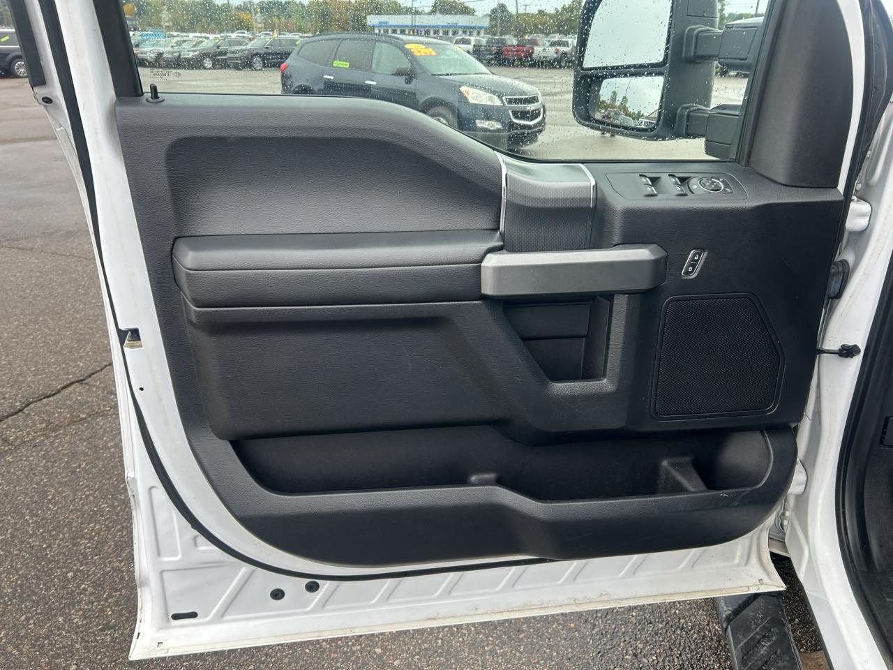 Ford F-150 4WD SuperCrew 145" XLT 2016