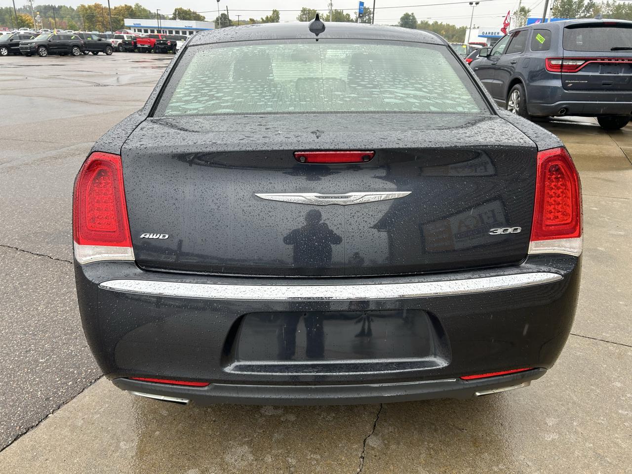 Chrysler 300 4dr Sdn Limited AWD 2016