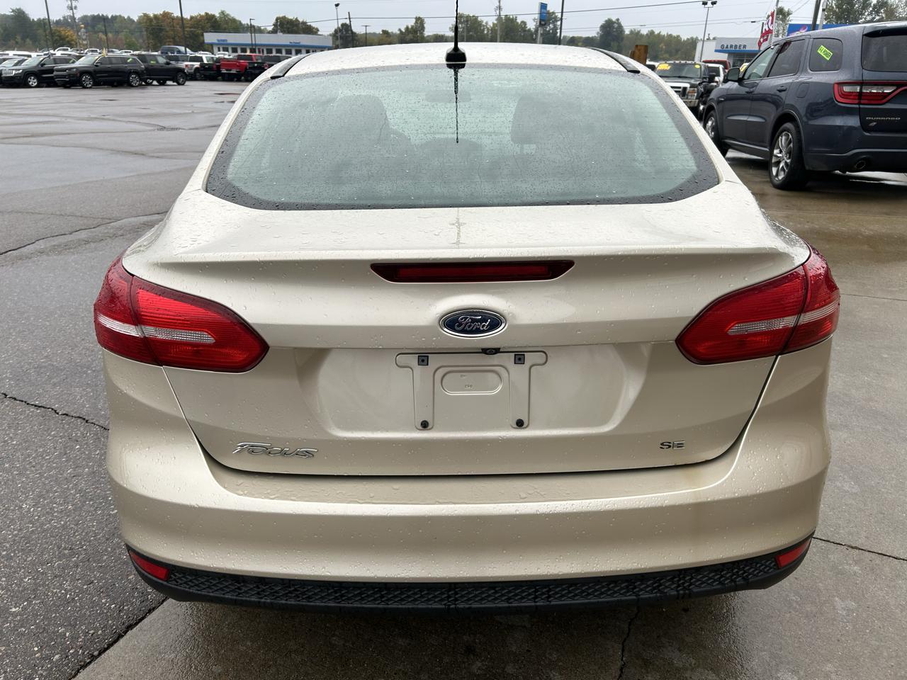 Ford Focus SE Sedan 2017