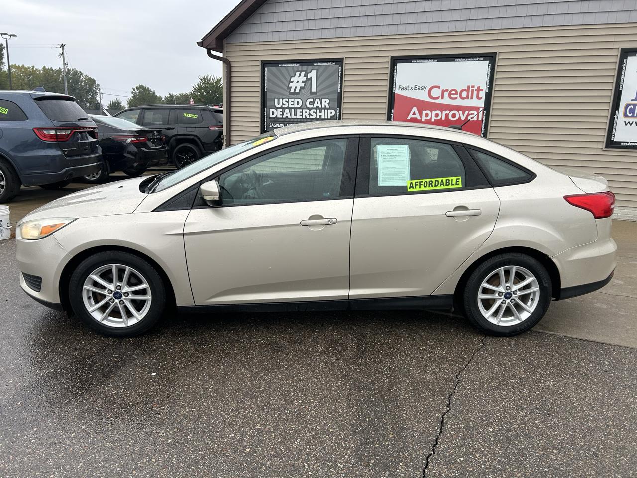 Ford Focus SE Sedan 2017