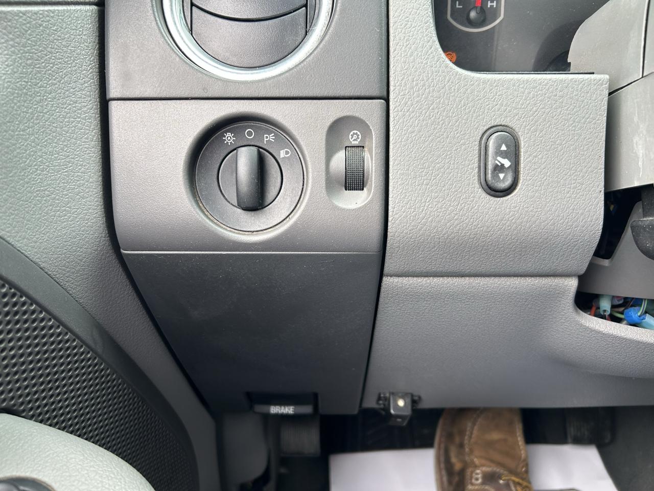 Ford F-150 2WD SuperCrew 139" XLT 2008