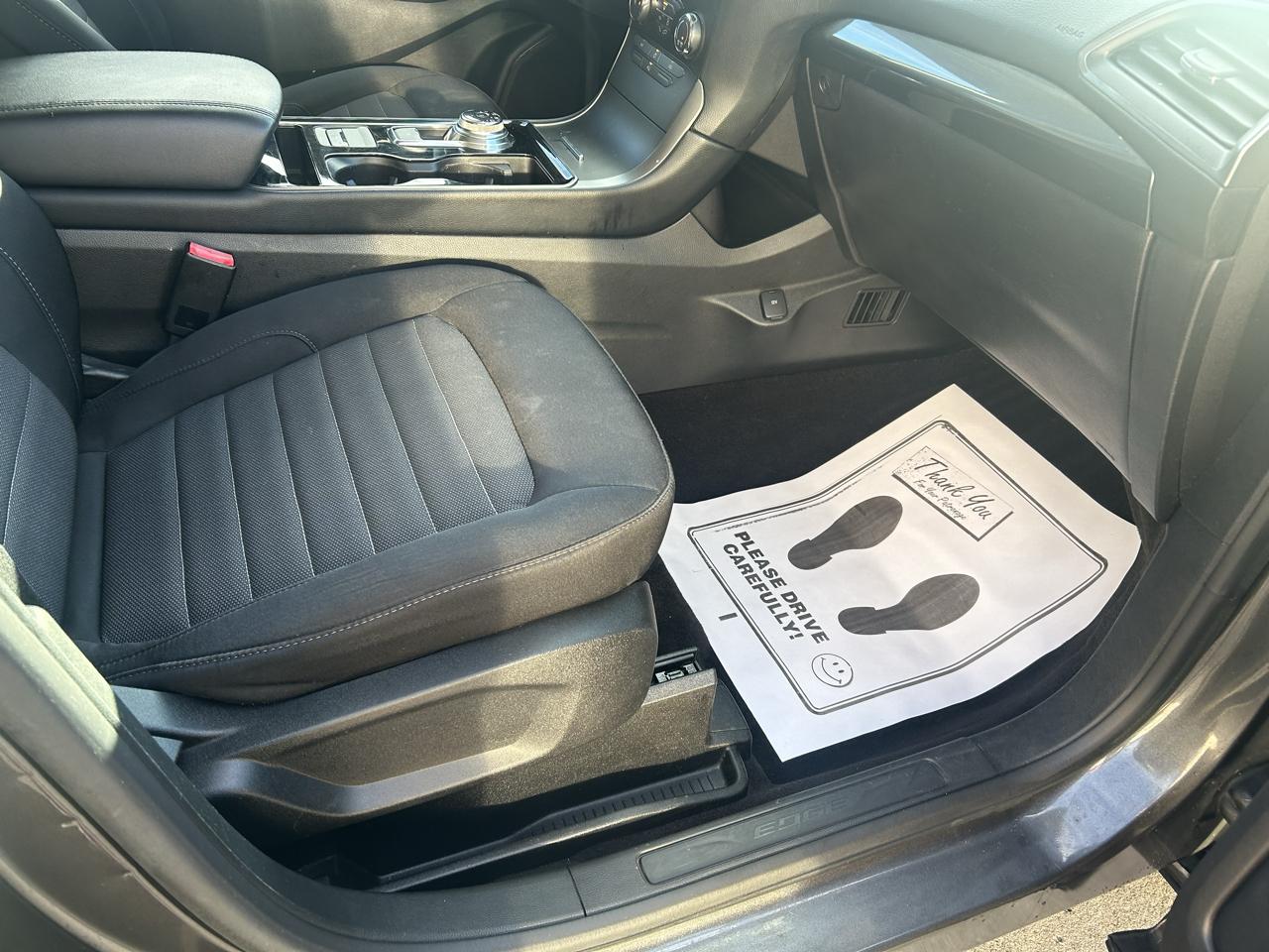 Ford Edge SE FWD 2019