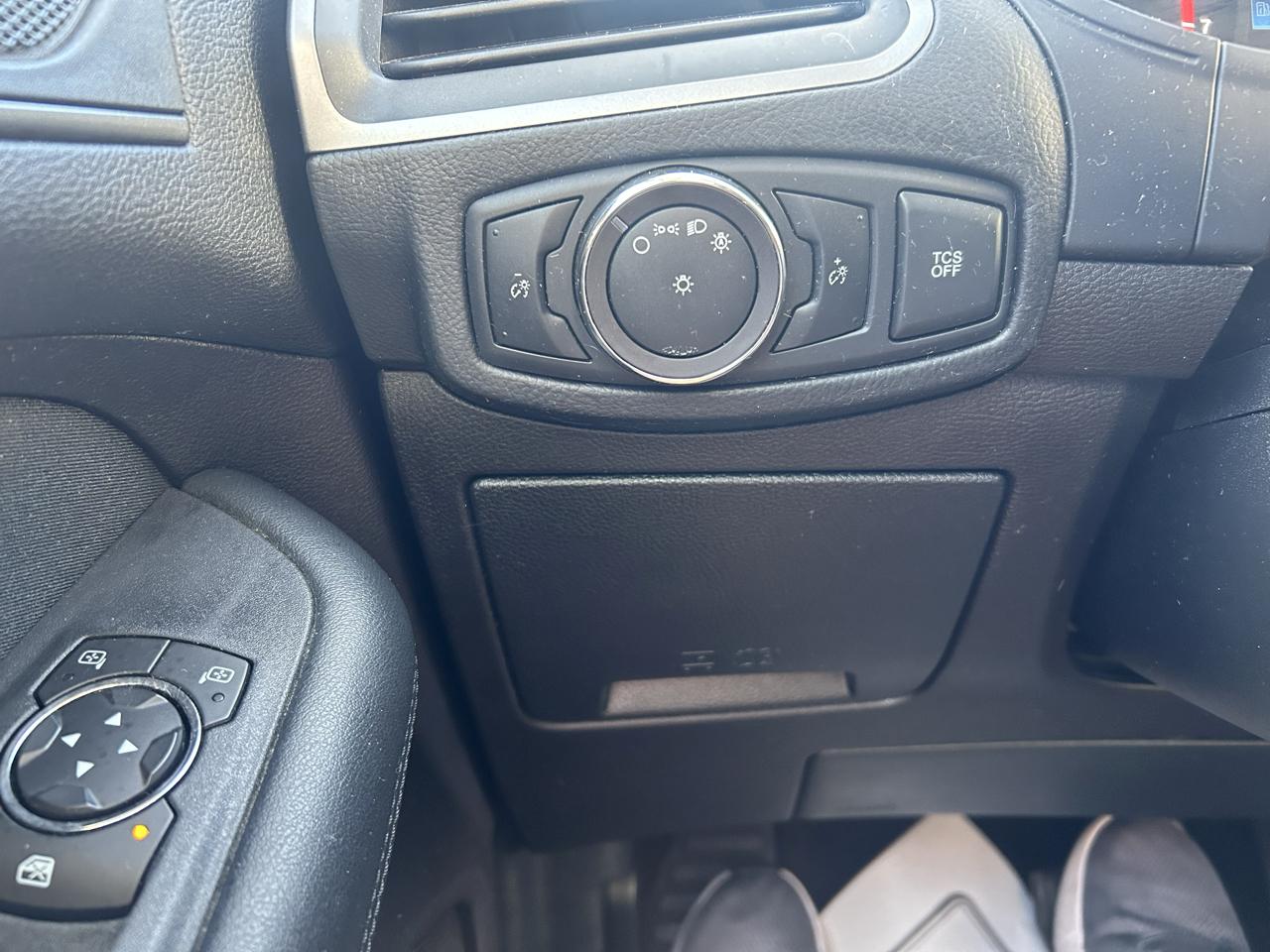 Ford Edge SE FWD 2019
