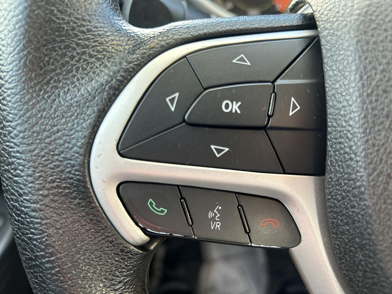 Jeep Cherokee 4WD 4dr Sport 2014