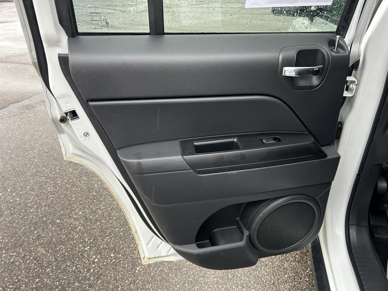Jeep Patriot 4WD 4dr Latitude 2014