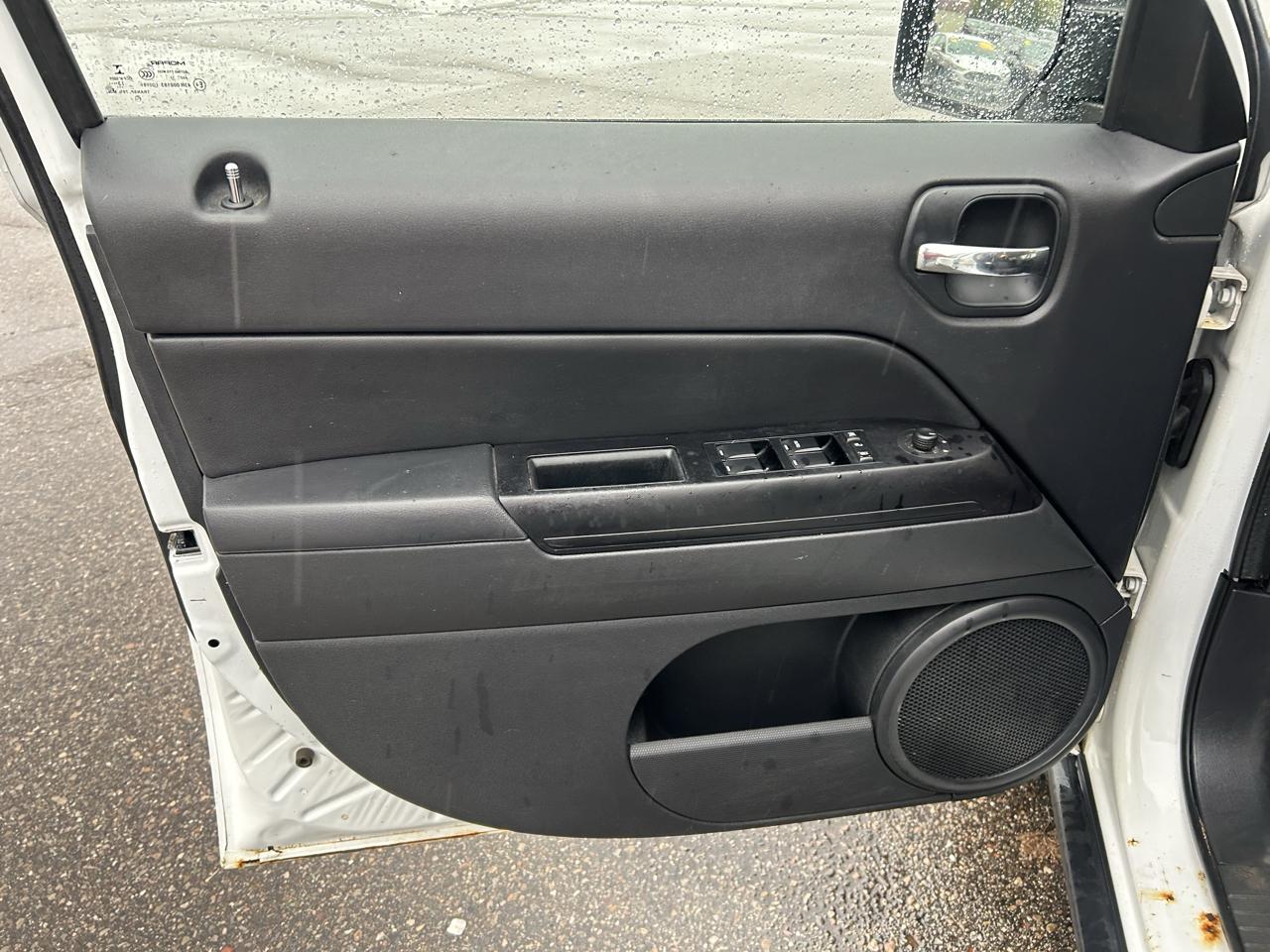 Jeep Patriot 4WD 4dr Latitude 2014