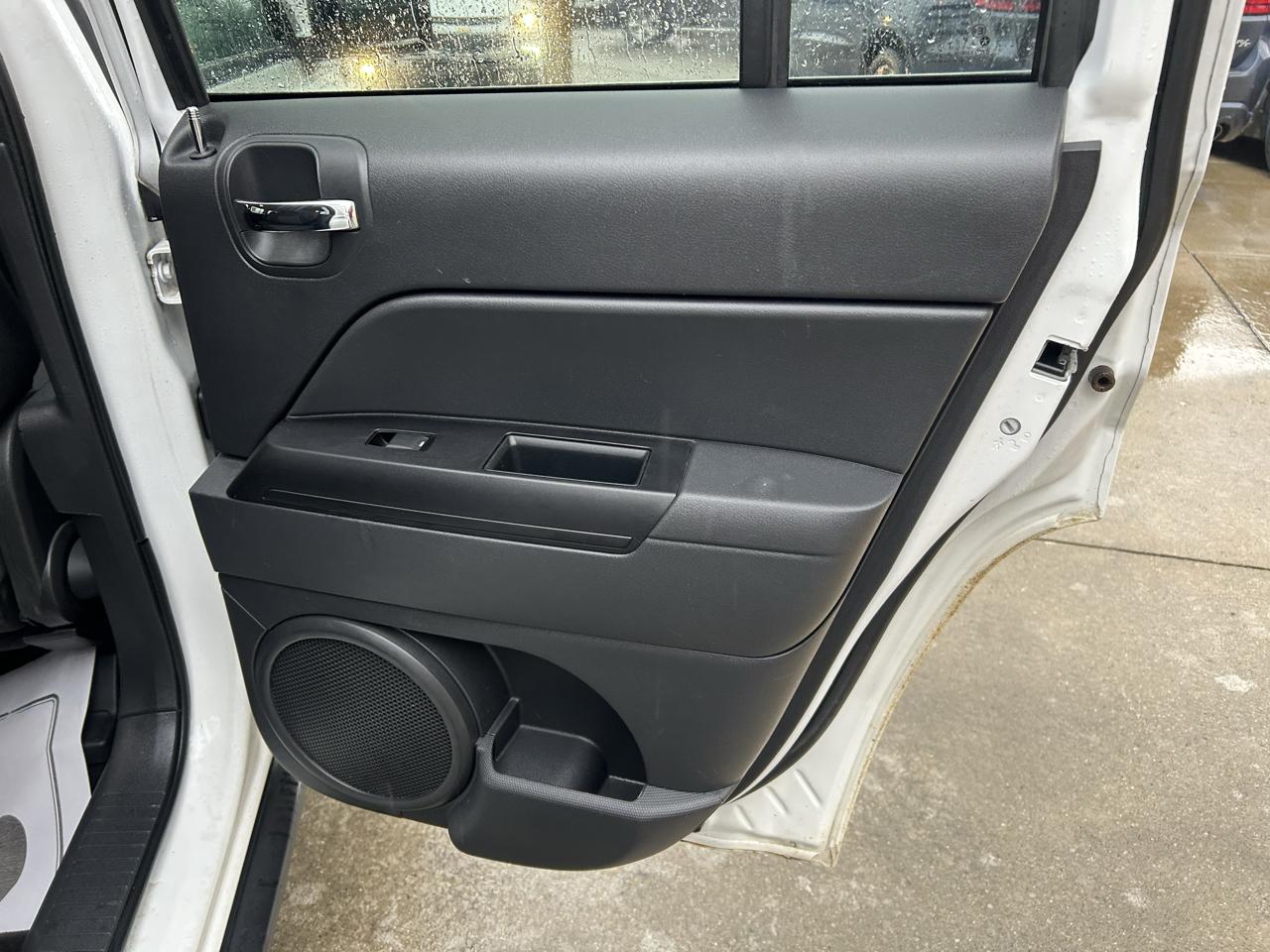 Jeep Patriot 4WD 4dr Latitude 2014