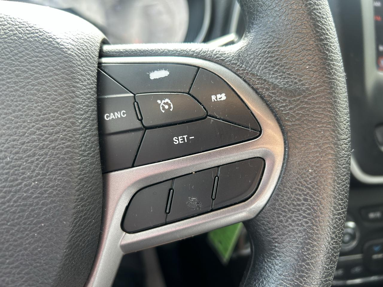 Jeep Cherokee Latitude FWD 2019