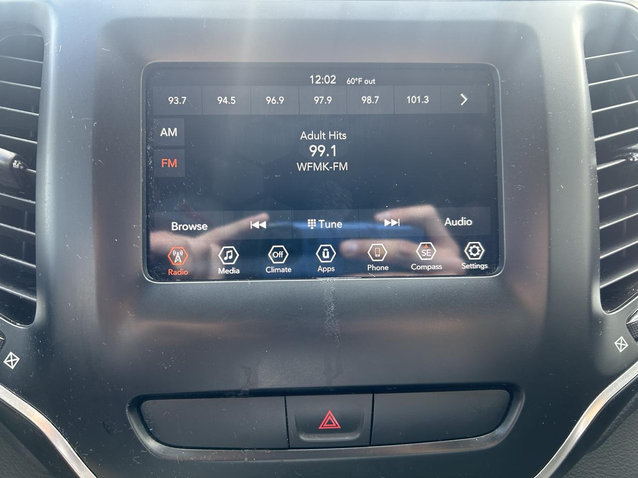 Jeep Cherokee Latitude FWD 2019