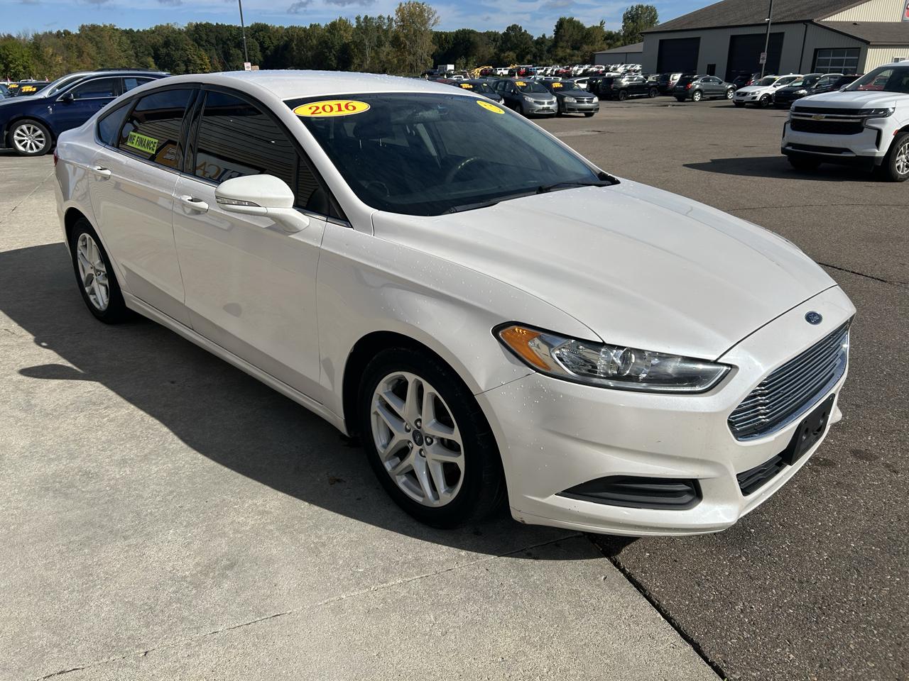Ford Fusion 4dr Sdn SE FWD 2016